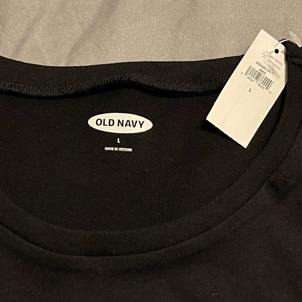 NWT Old Navy American Flag 2020 T-shirt - Picture 3 of 4